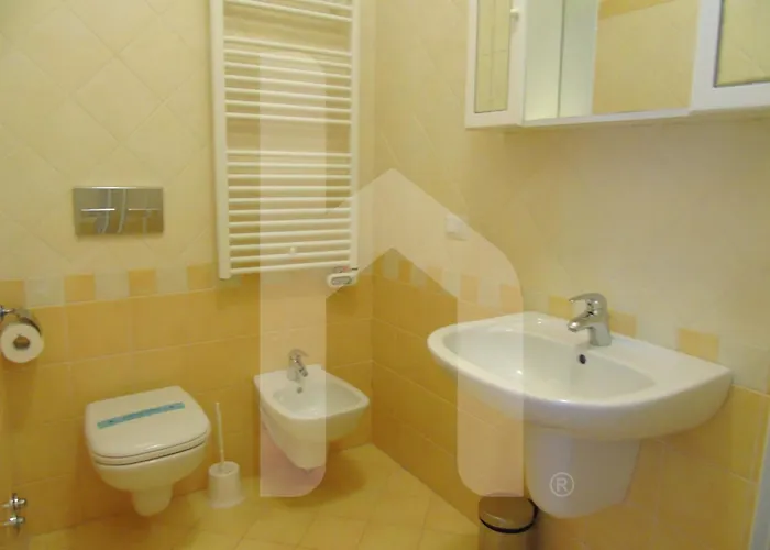 アパートホテル Homiday - Felicioni 3*