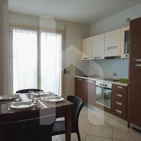 Homiday - Felicioni 3* ألبا أدرياتيكا