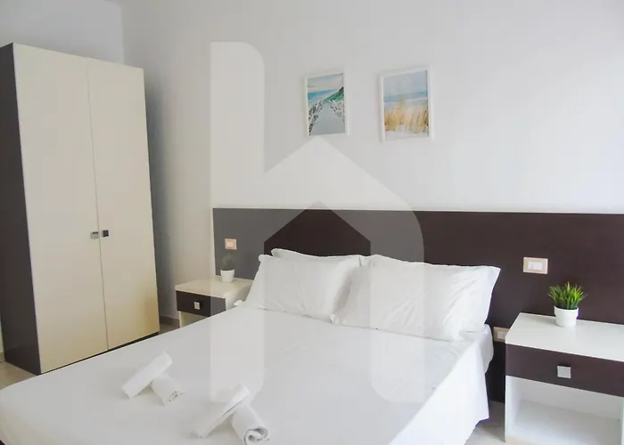 Homiday - Felicioni Lägenhetshotell Alba Adriatica