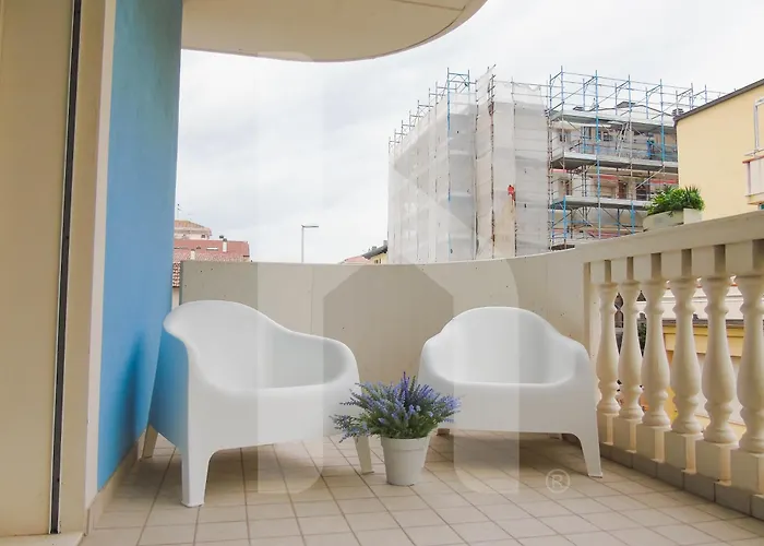 Homiday - Felicioni Lägenhetshotell 3*