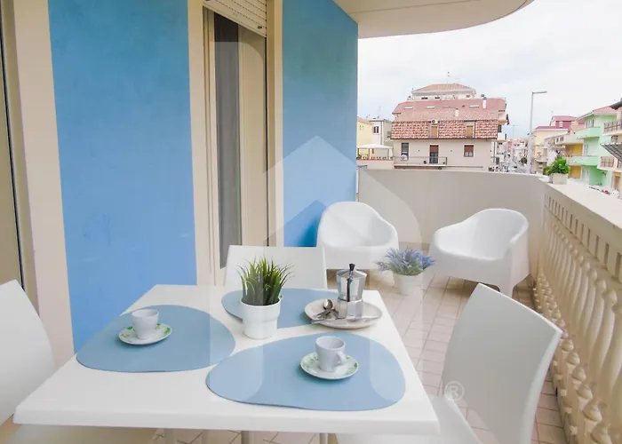 Апарт-отель Homiday - Felicioni