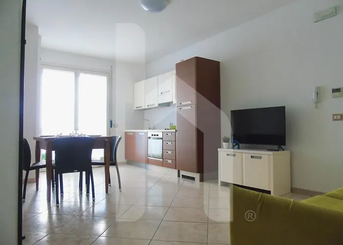 Homiday - Felicioni Lägenhetshotell Alba Adriatica